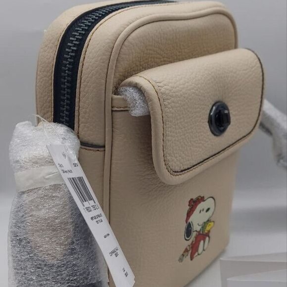 NWT Coach X Peanuts Heritage Crossbody With Snoopy Motif Pebble Leather CE613 - Picture 13 of 15